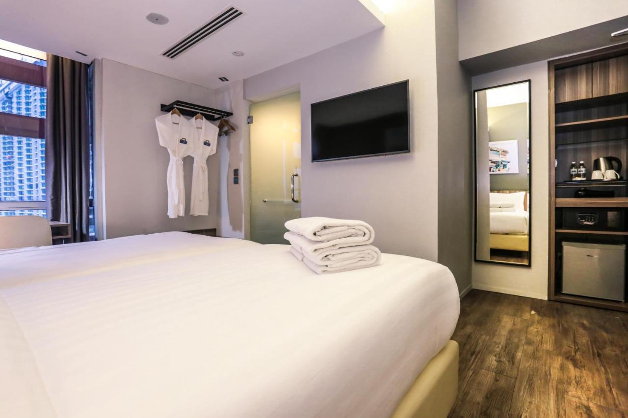 Days Hotel & Suites By Wyndham Kl - Chan Sow Lin Mrt Or Lrt Kuala Lumpur Exterior foto