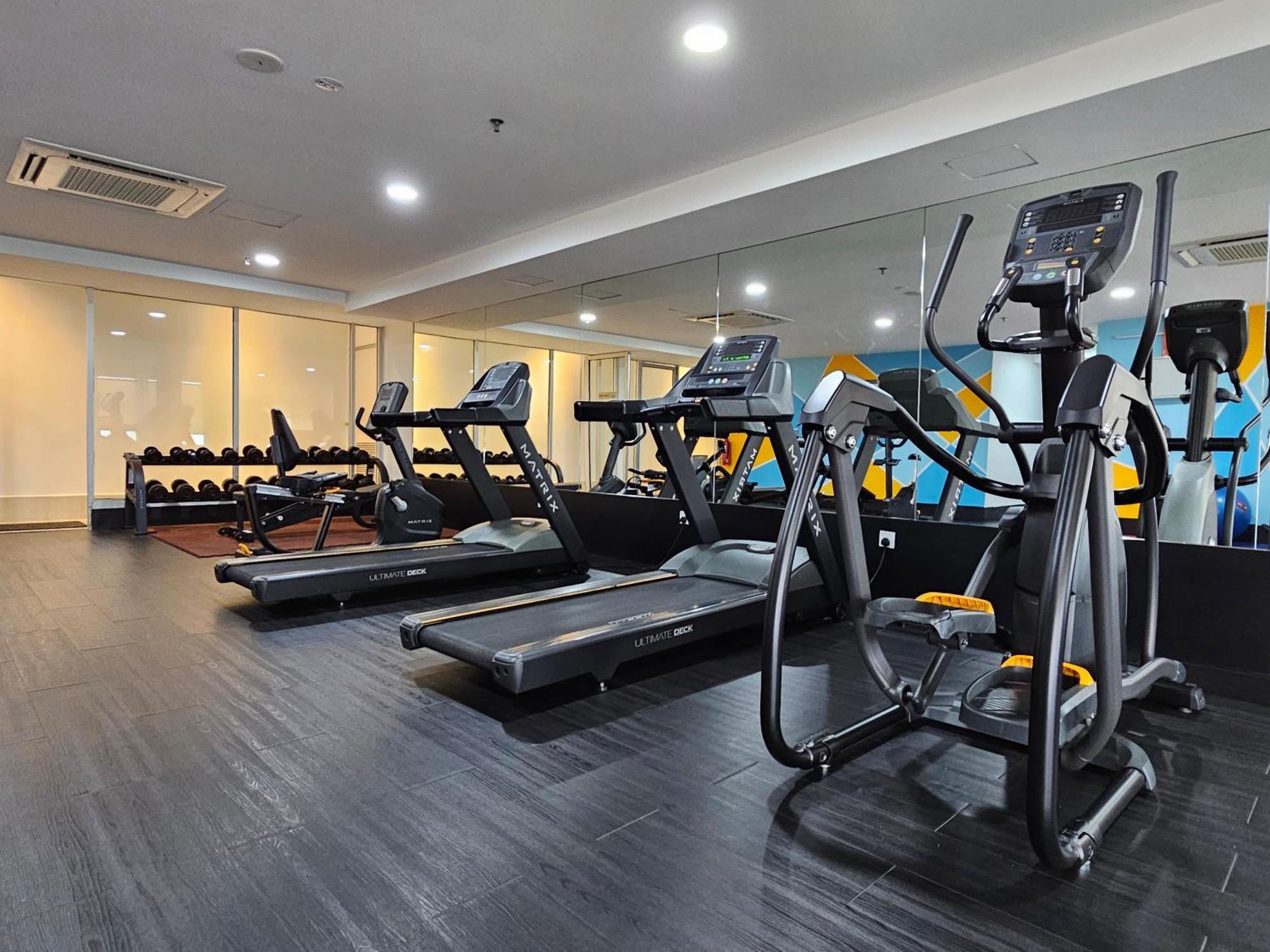 Days Hotel & Suites By Wyndham Kl - Chan Sow Lin Mrt Or Lrt Kuala Lumpur Exterior foto
